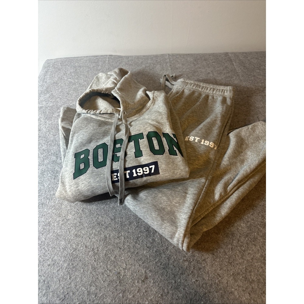 Gray "Boston" Hooded Sweatshirt & Joggers Set - Gray